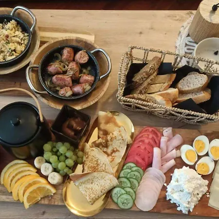 - Sloneczna Kamienica - Prywatny Parking Free! Appartement