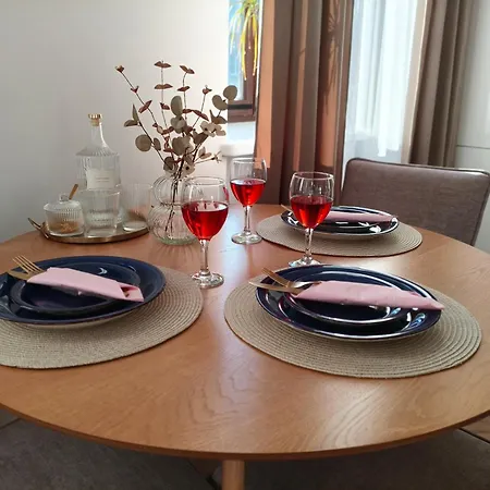 - Sloneczna Kamienica - Prywatny Parking Free! Częstochowa