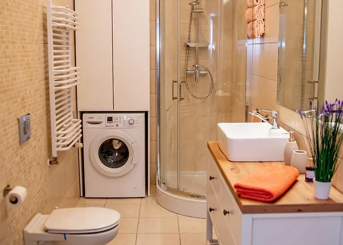 Appartement - Sloneczna Kamienica - Prywatny Parking Free! *