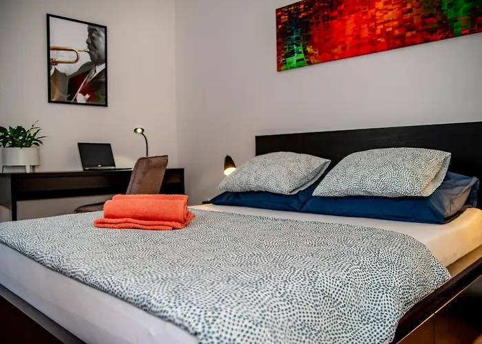 - Sloneczna Kamienica - Prywatny Parking Free! Appartement