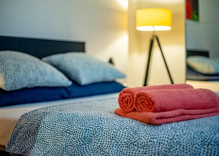 - Sloneczna Kamienica - Prywatny Parking Free! Appartement *